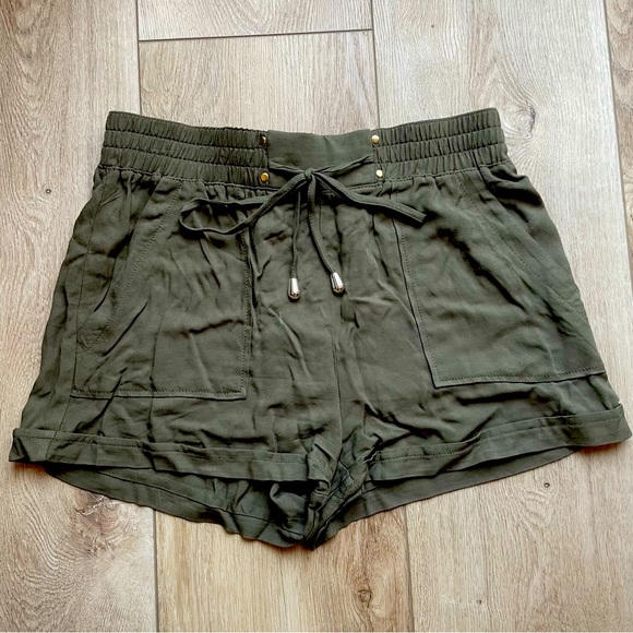 High Waisted Shorts - Picture 1 of 3